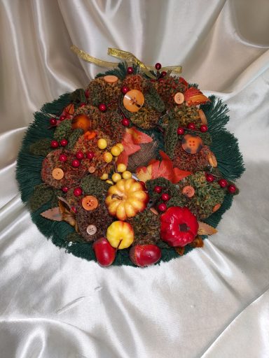 Pom Pom Wreaths