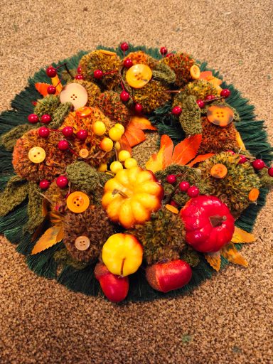 Pom Pom Christmas Wreaths