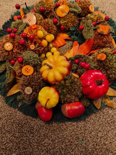 Pom Pom Wreaths