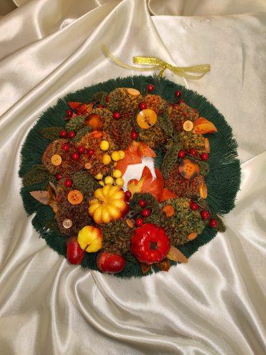 Pom Pom Wreaths